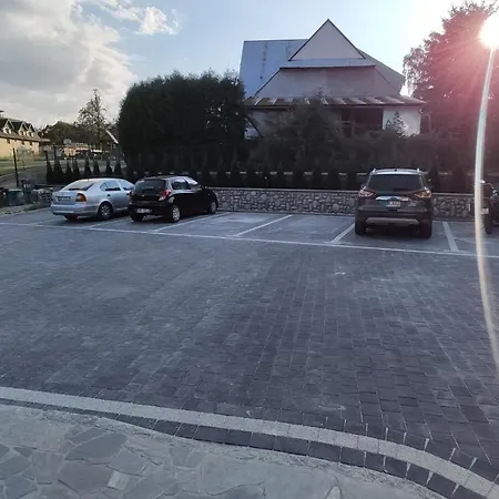 منزل للإقامة Strzelecki Dworek *