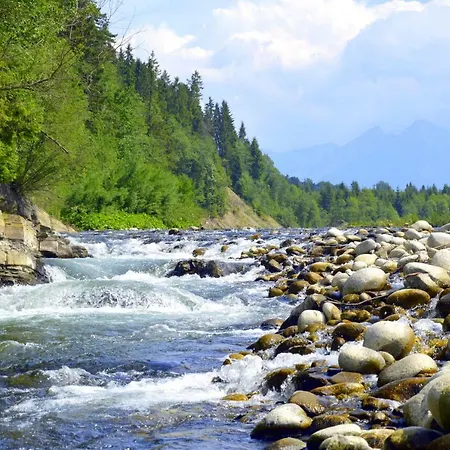 ホームステイ Strzelecki Dworek ビャウカ